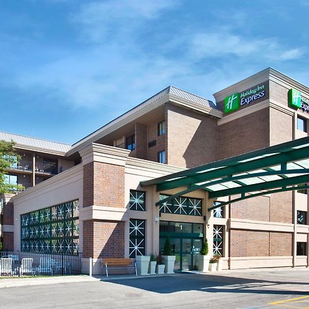 Holiday Inn Express Schaumburg-Rolling Meadows By Ihg Exterior foto